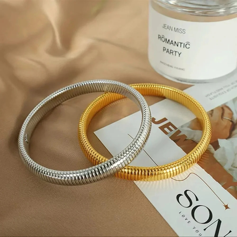 Aurora 18K Gold Stainless Steel Waterproof Slake Bracelet